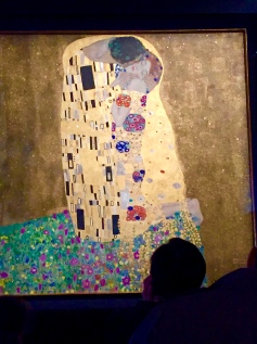No photos were allowed in the exhibition, but I did manage to snap a shot of Klimt's "The Kiss" in an adjacent gallery.
